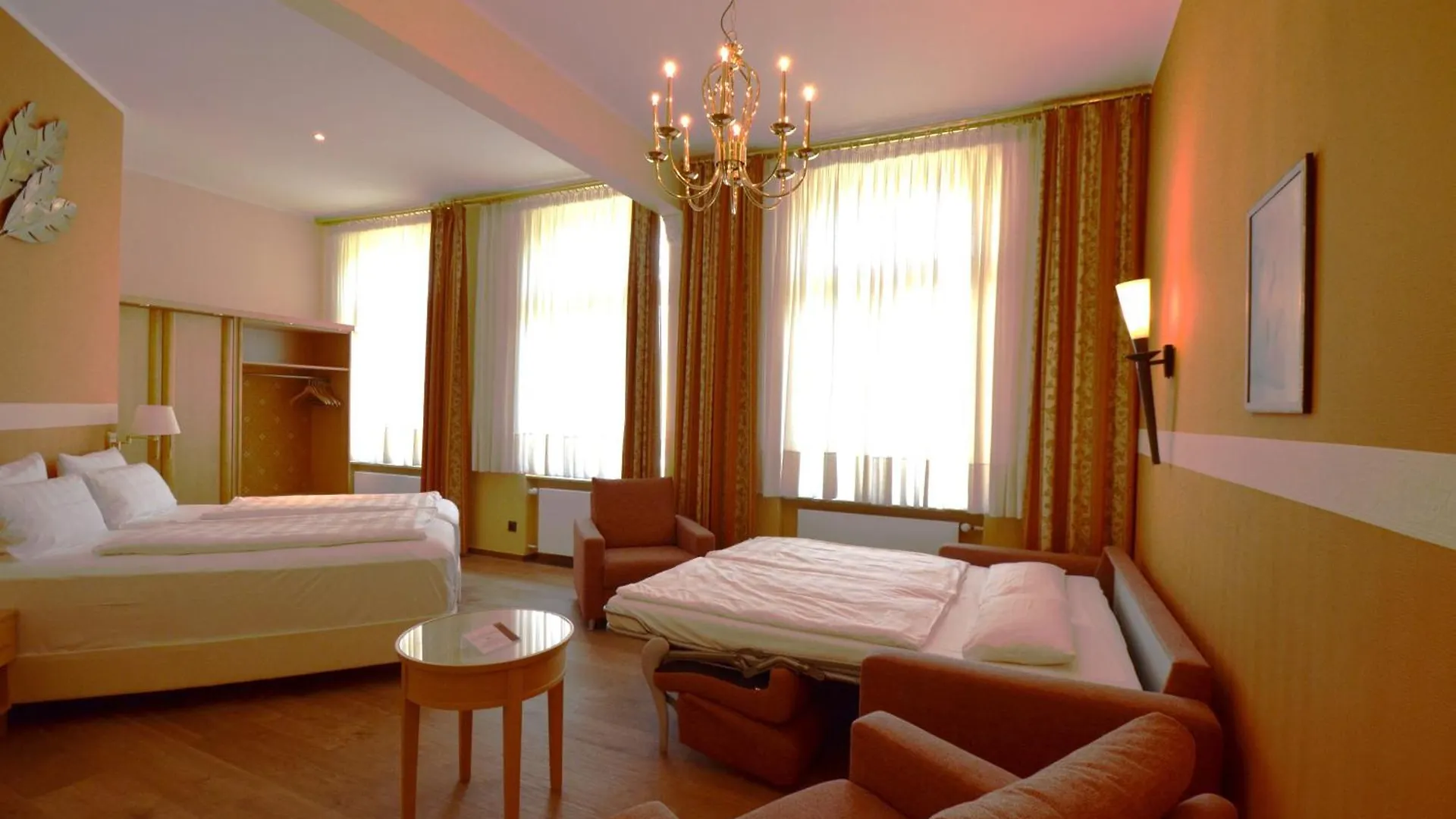 Hotel Mack City Airport City Airport Mannheim 3*,