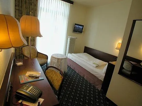 Hotel Mack City Airport City Airport Mannheim 3*,  Deutschland