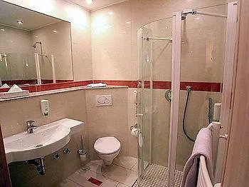 Hotel Mack Private Inn MHG